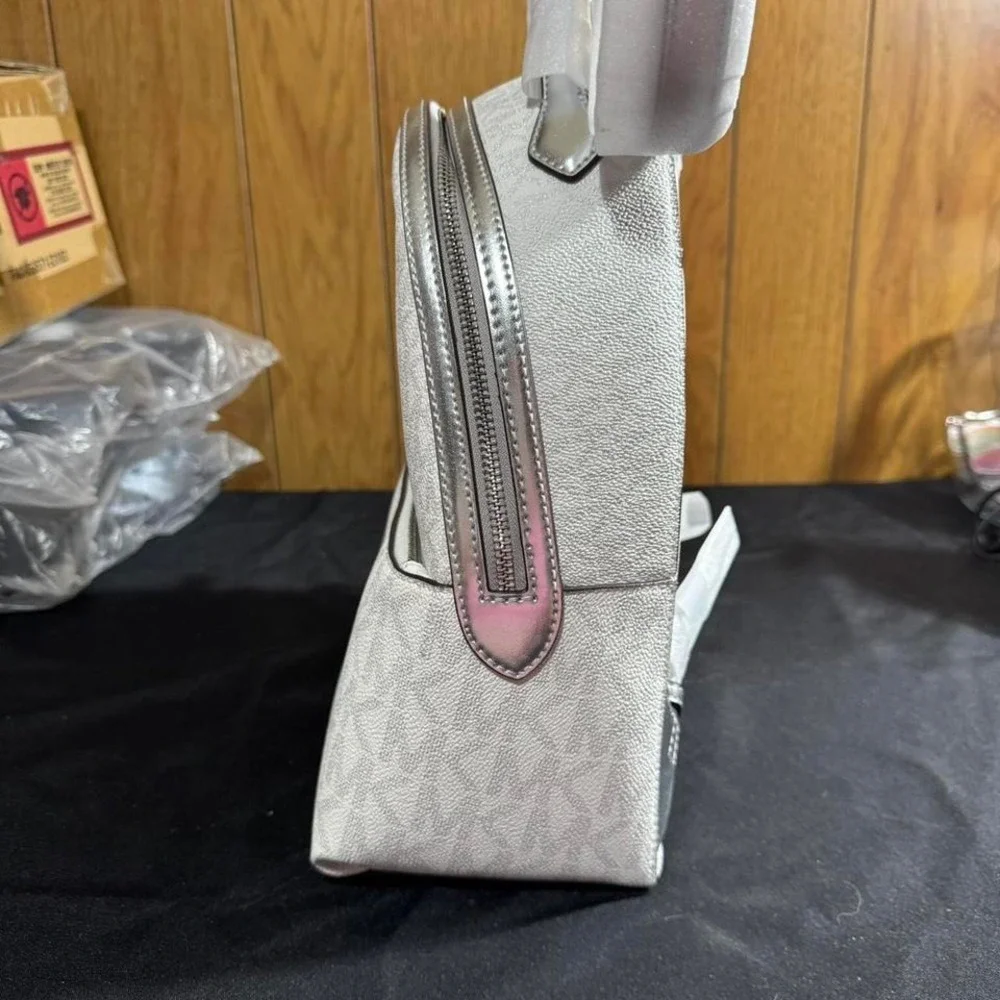 Michael Kors Sheila Medium Logo Backpack Retails $358‎